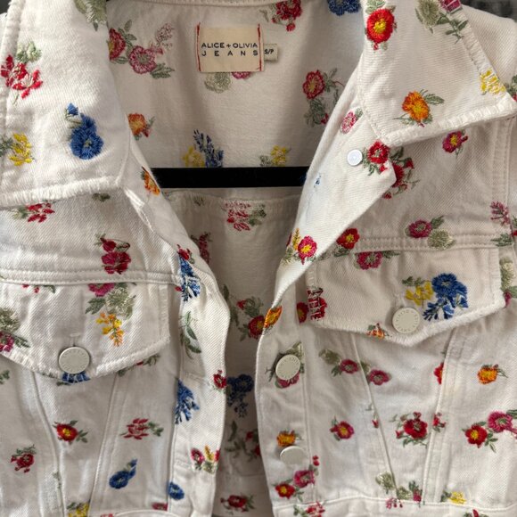 Alice + Olivia Off White Multi Renee Embroidered Cropped Denim Jacket Size S - Picture 4 of 8
